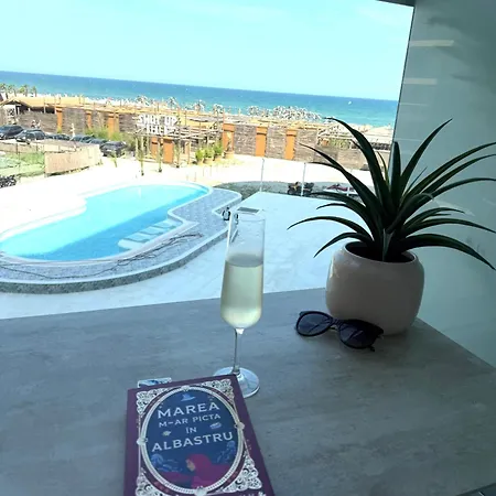 White Sea Premium Mamaia Nord Apartment *